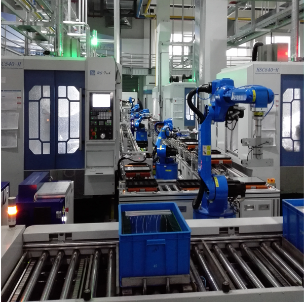 蘇州富強批量配套HNC-818D系統的鉆攻中心現場.png 蘇州富強批量配套HNC-818D系統的鉆攻中心現場.png